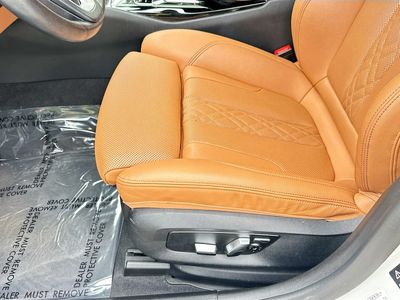 2022 BMW 5 Series - Photo 18