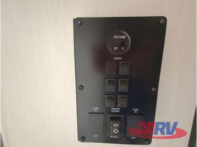 2025 Forest River RV Vengeance Rogue SUT - Photo 38