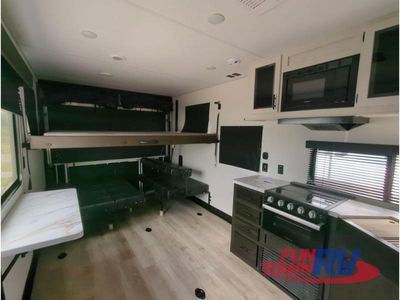 2025 Forest River RV Vengeance Rogue SUT - Photo 25