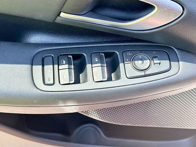 2024 Hyundai Sonata - Photo 17