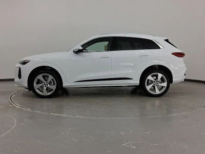 2026 2025 Q5 SUV - Photo 8