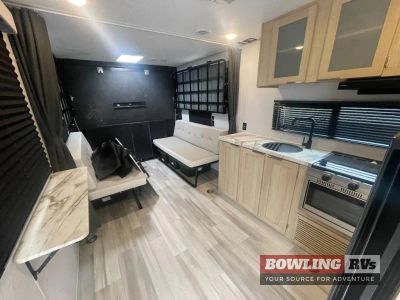 2023 Salem FSX 265RTKX — photo 8 view