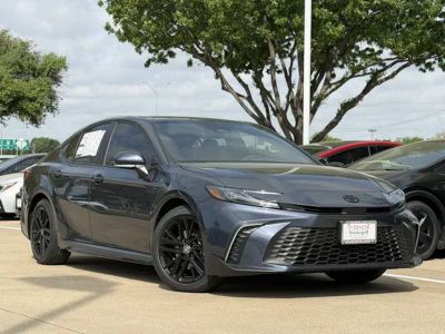 2026 Toyota Camry - Photo 2