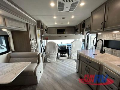 2024 Fleetwood RV Bounder - Photo 3