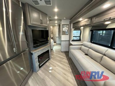 2024 Fleetwood RV Bounder - Photo 6