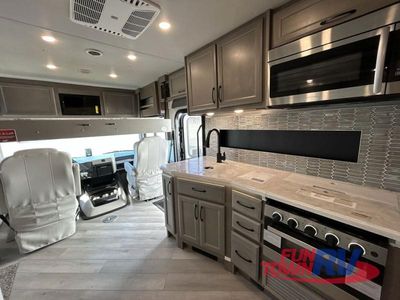 2024 Fleetwood RV Bounder - Photo 4