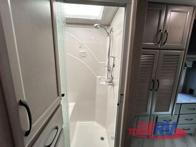 2024 Fleetwood RV Bounder - Photo 21