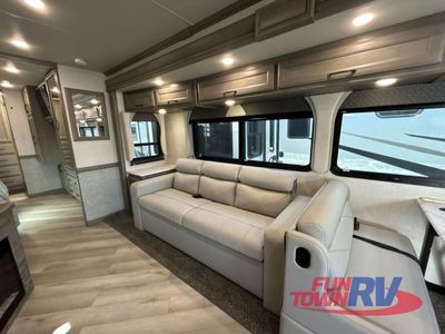 2024 Fleetwood RV Bounder - Photo 7