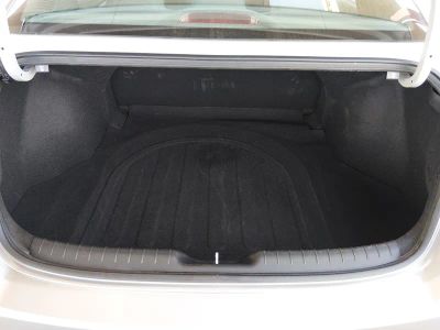 2023 Hyundai Elantra - Photo 11