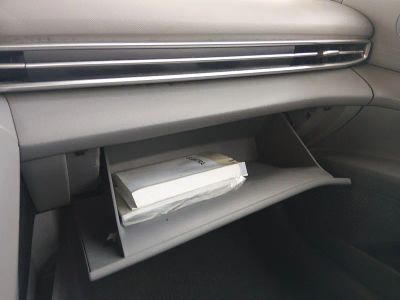 2023 Hyundai Elantra - Photo 16