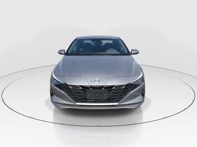 2023 Hyundai Elantra - Photo 2