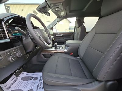 2026 Chevrolet Silverado 1500 - Photo 9