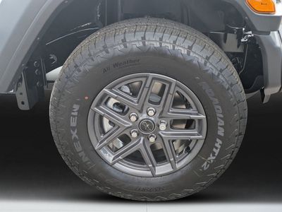 2026 Jeep Wrangler — photo 9 view