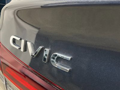 2026 Honda Civic Sedan Hybrid - Photo 9