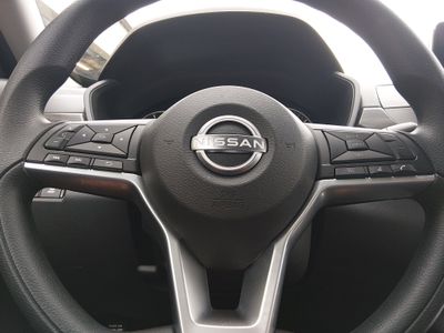 2025 Nissan Altima - Photo 12