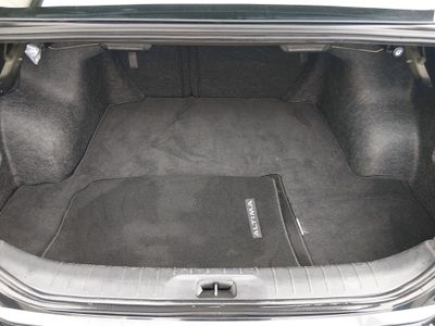2025 Nissan Altima - Photo 11