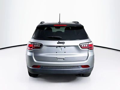 2018 Jeep Compass — photo 26 view