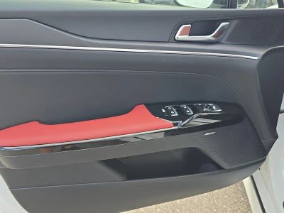 2026 Kia K5 — photo 17 view