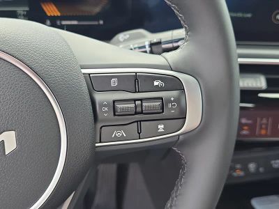 2026 Kia K5 — photo 31 view