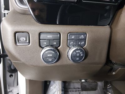 2025 GMC Sierra 1500 - Photo 13