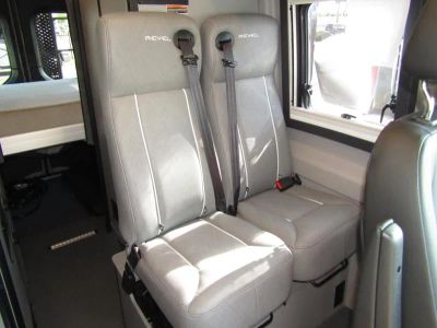 2025 Winnebago REVEL - Photo 7