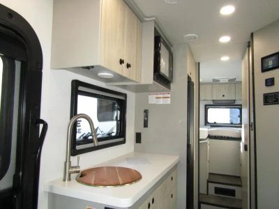2026 Jayco GRANITE RIDGE - Photo 5
