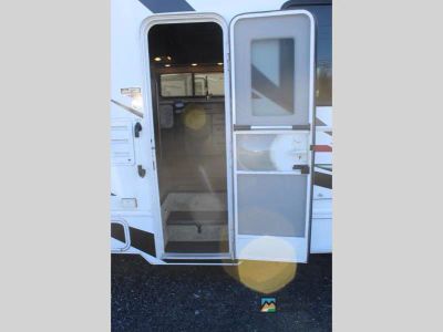 2020 Thor Motor Coach Freedom Elite — photo 10 view