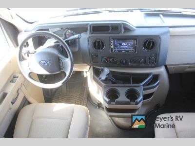 2020 Thor Motor Coach Freedom Elite — photo 28 view
