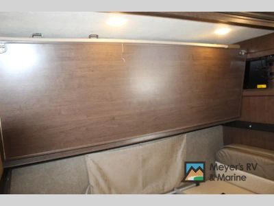 2020 Thor Motor Coach Freedom Elite — photo 40 view