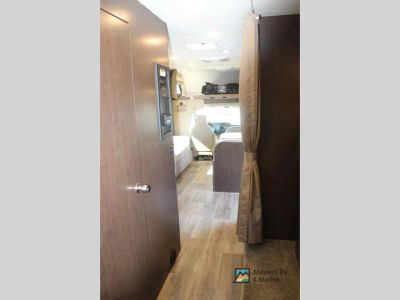 2020 Thor Motor Coach Freedom Elite — photo 45 view