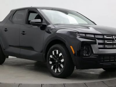 2025 Hyundai Santa Cruz — rear three-quarter view