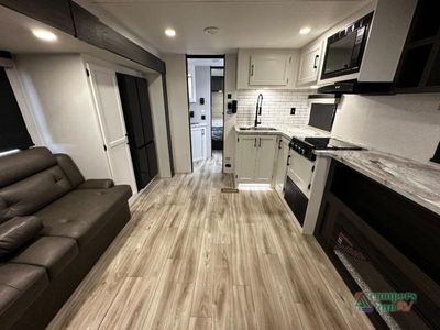 2026 Venture RV Campbound Platinum - Photo 2