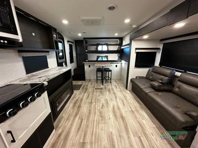 2026 Venture RV Campbound Platinum - Photo 3