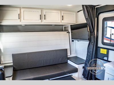 2024 Jayco Jay Feather Micro - Photo 31