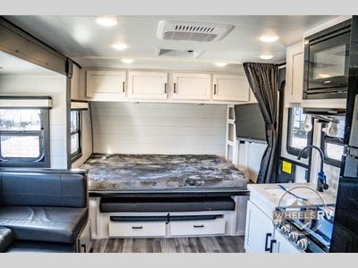 2024 Jayco Jay Feather Micro - Photo 18
