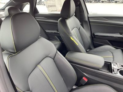 2026 Kia K5 — photo 15 view