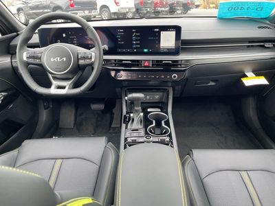 2026 Kia K5 — photo 13 view