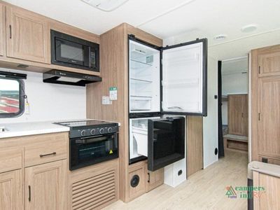 2026 Coachmen RV Freedom Express Select - Photo 33