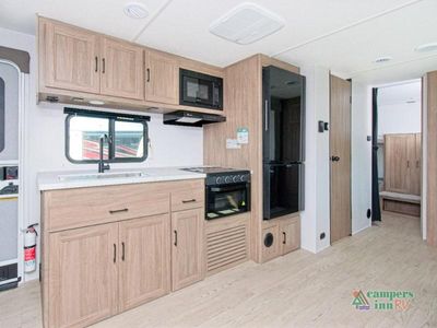 2026 Coachmen RV Freedom Express Select - Photo 9