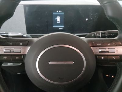 2025 Hyundai Kona — photo 12 view
