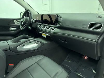 2026 Mercedes-Benz GLE — photo 65 view