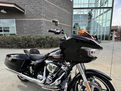 2025 Harley-Davidson FLTRX - Road Glide in VIVID BLACK — front three-quarter view