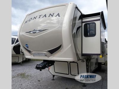 2019 Keystone RV Montana - Photo 3