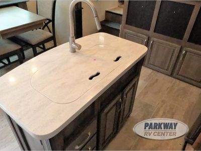 2019 Keystone RV Montana - Photo 15
