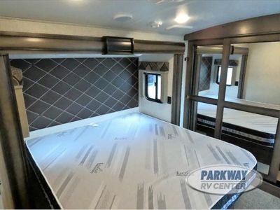 2019 Keystone RV Montana - Photo 20