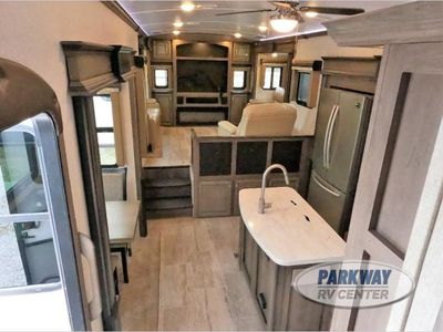 2019 Keystone RV Montana - Photo 23