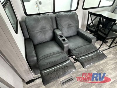 2022 Dutchmen RV Kodiak Ultimate - Photo 28