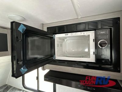 2022 Dutchmen RV Kodiak Ultimate - Photo 20