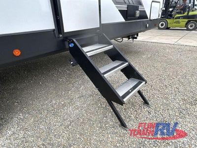 2022 Dutchmen RV Kodiak Ultimate - Photo 12