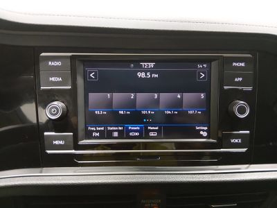 2024 Volkswagen Jetta — photo 17 view